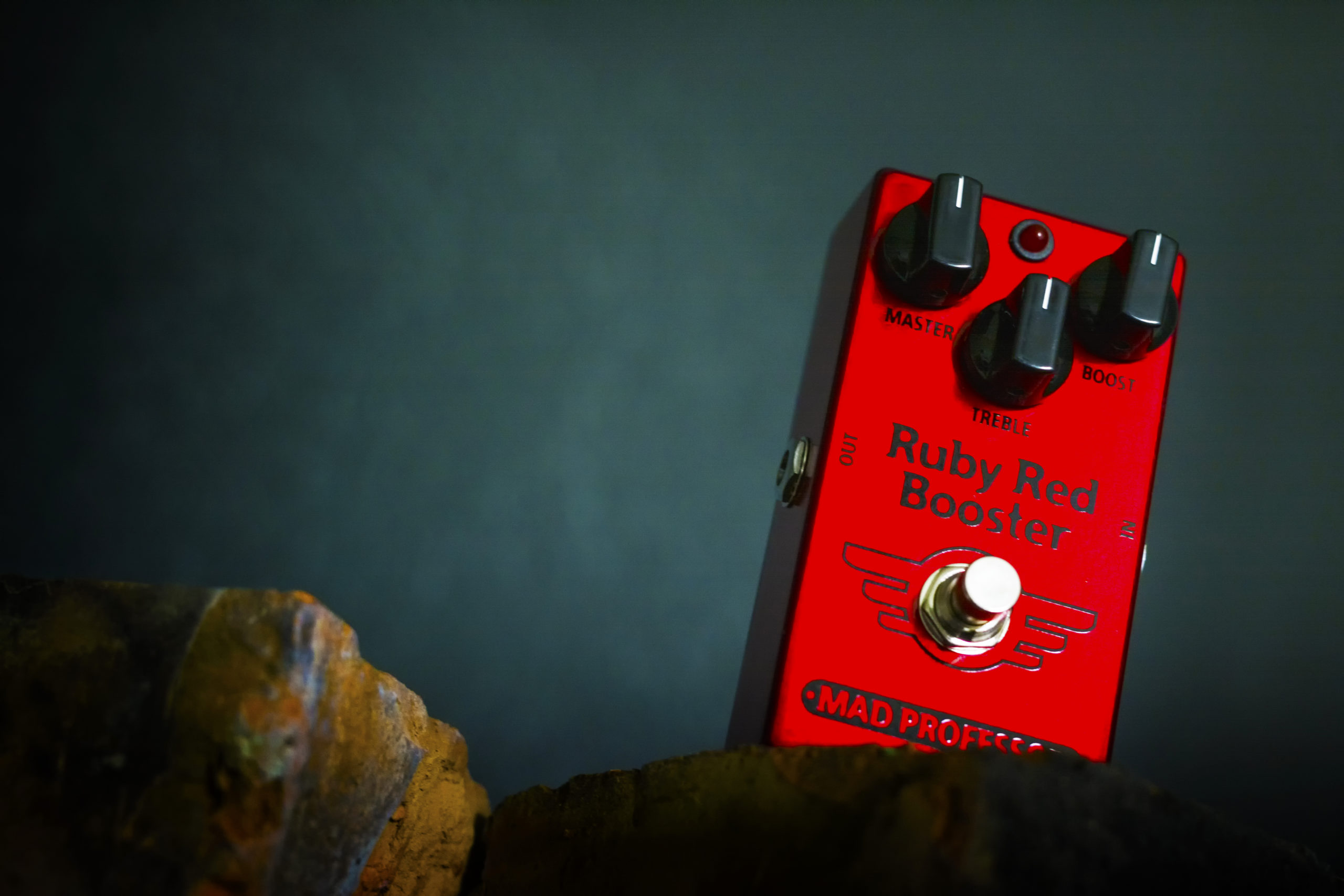 Ruby　Red　Vintagegitar　Booster　–　Mad　Professor