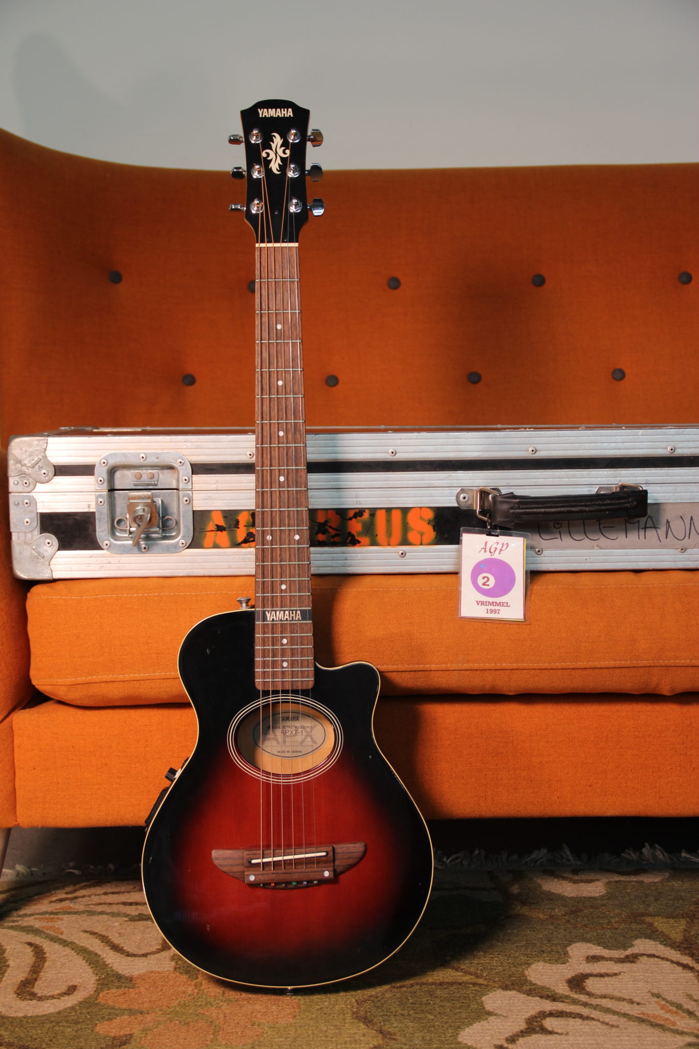 Yamaha APXT 1 Mini Akustisk Lillemann M Flight Vintagegitar yamaha-apxt-1-mini-akustisk-lillemann-m-flight-vintagegitar